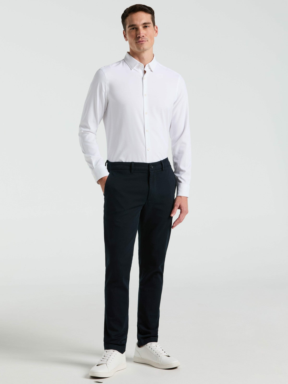 Perry Ellis Slim Fit Dyed Solid Twill Chino Pant