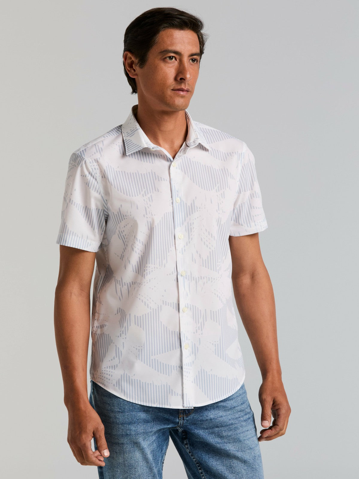 Perry Ellis Slim Fit Feather Print Shirt